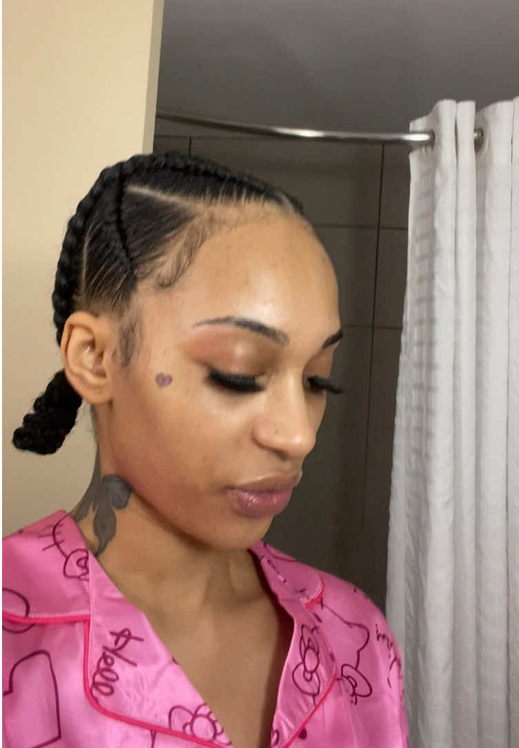 @Whoshewannnabe