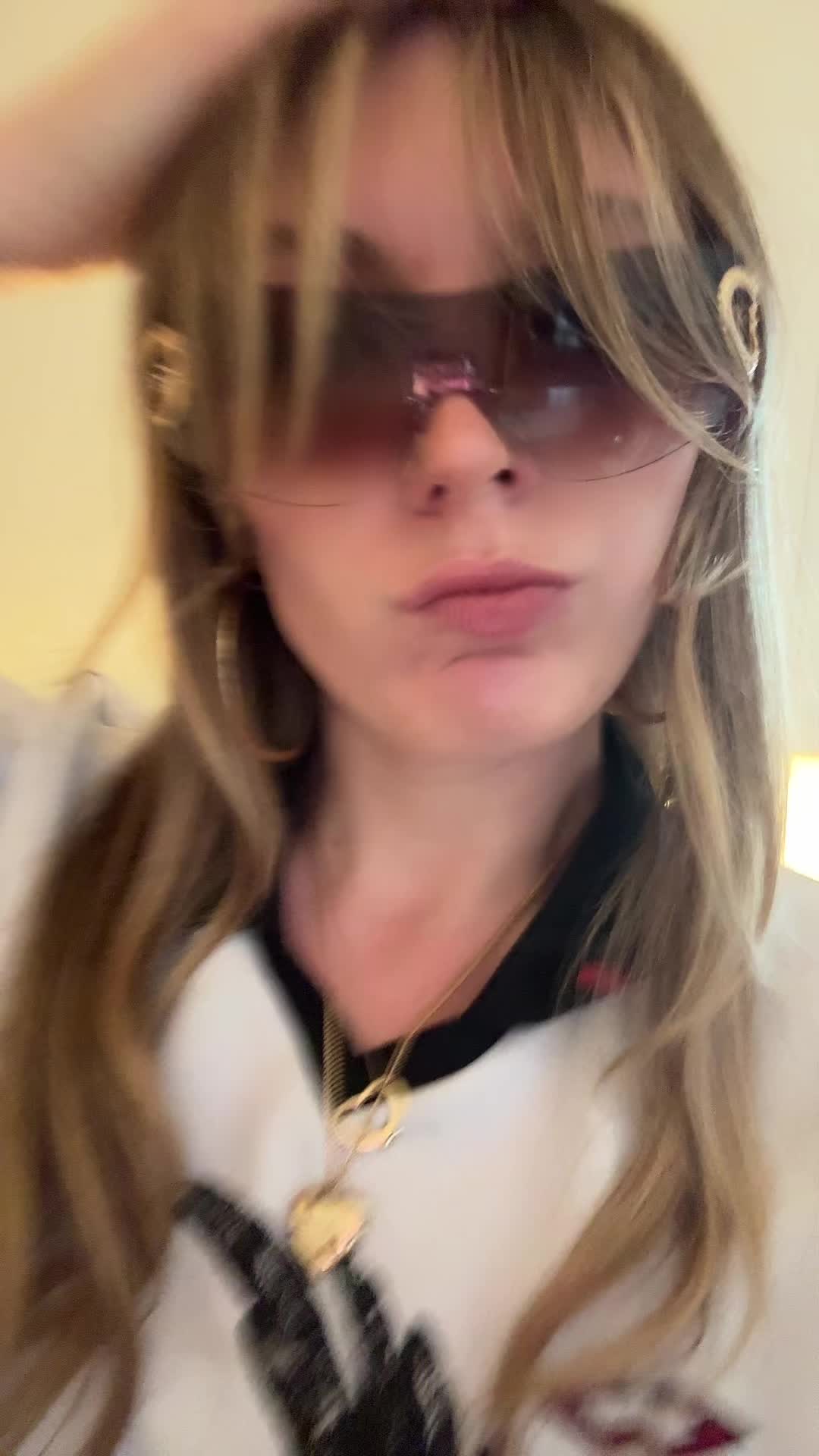 @M