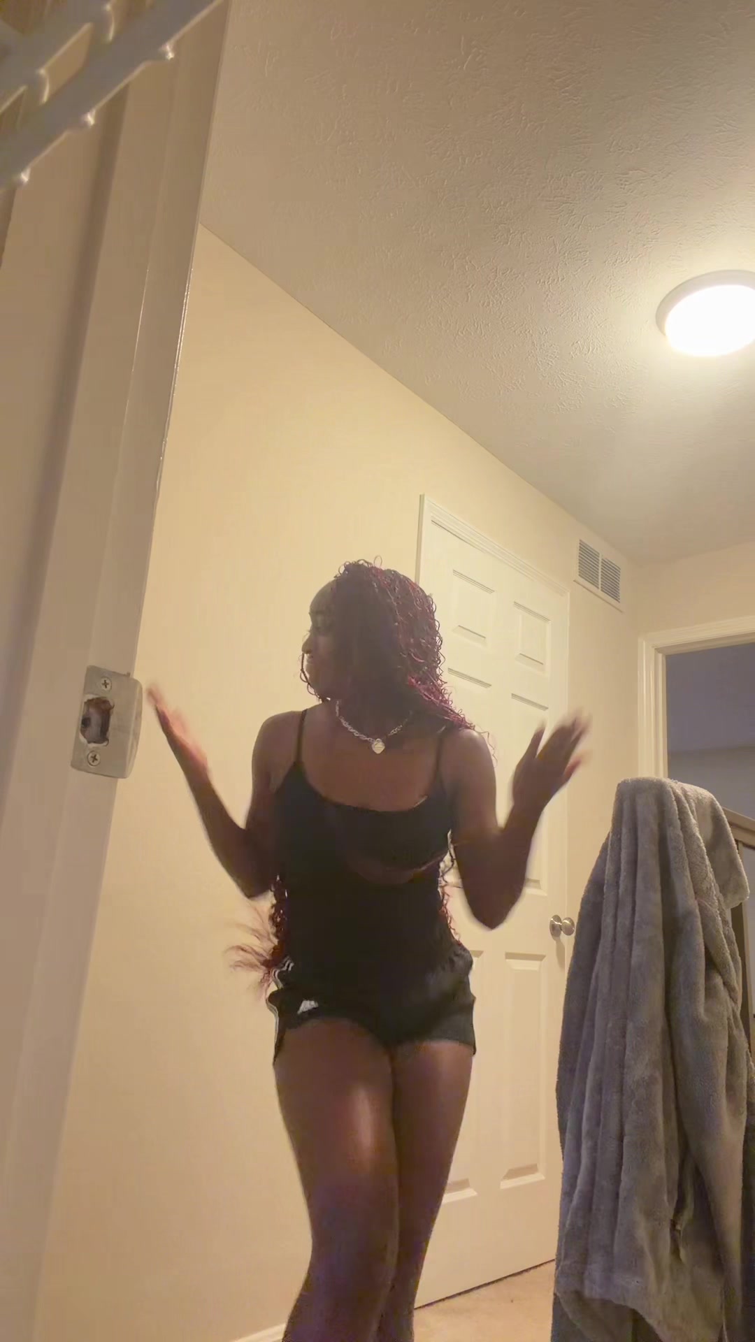 @nothoneste