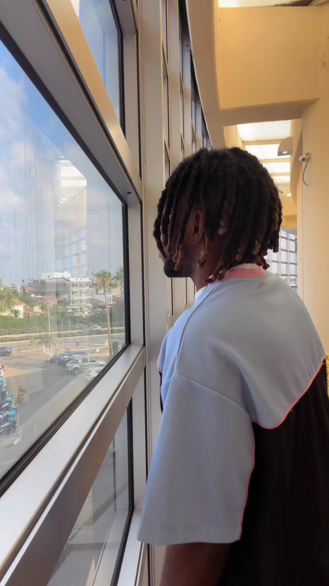 @Jonathan _muana m&egrave;re