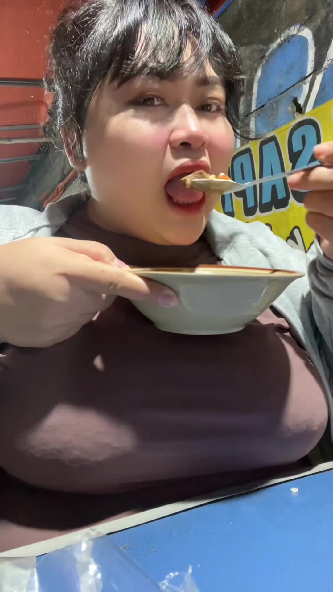 @momsreyh