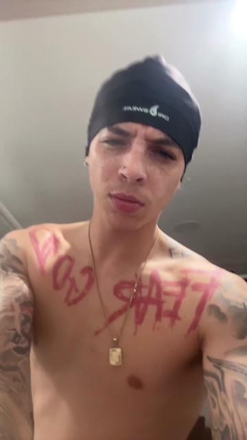 @Q