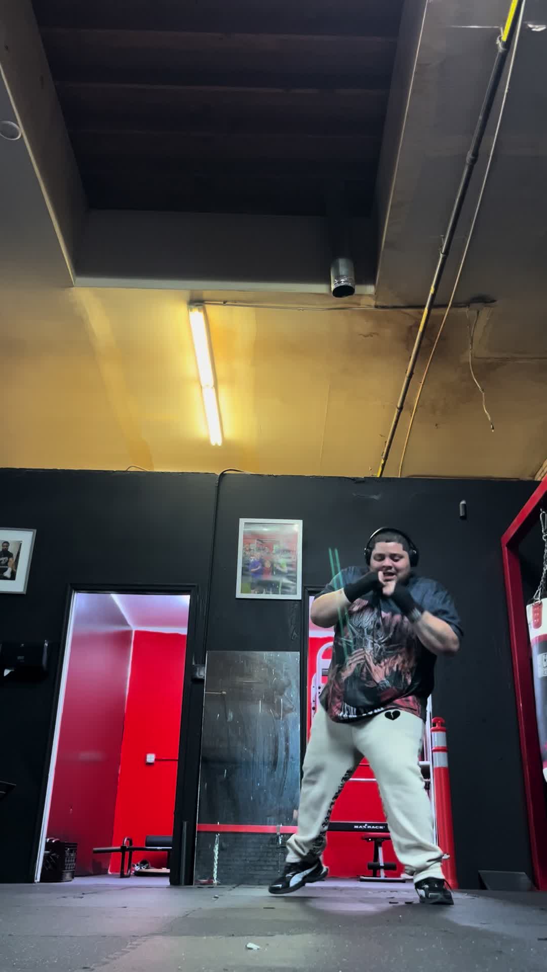 @Reyymatos