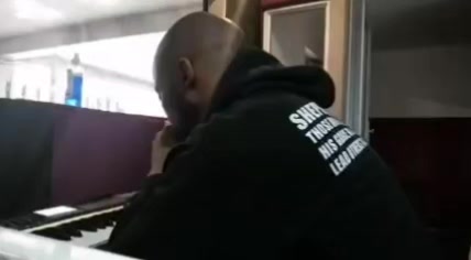 @Towdeemac
