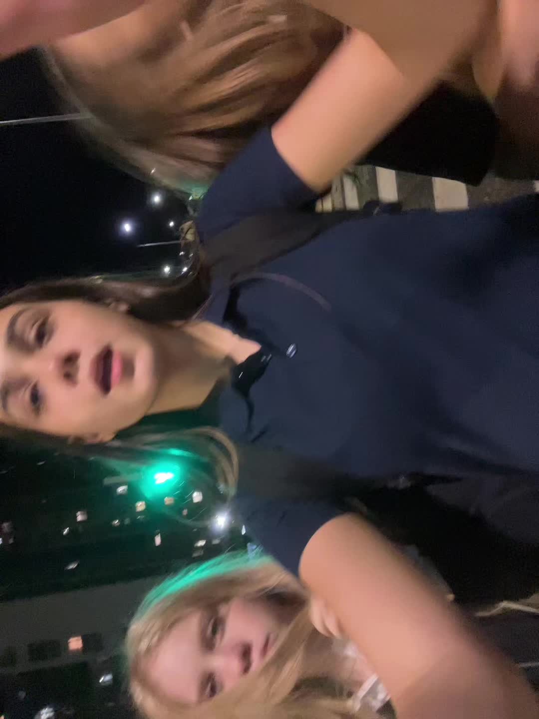 @SonYYa