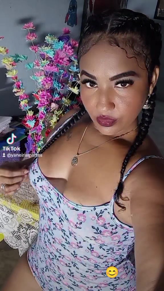 @la morenita linda 😘