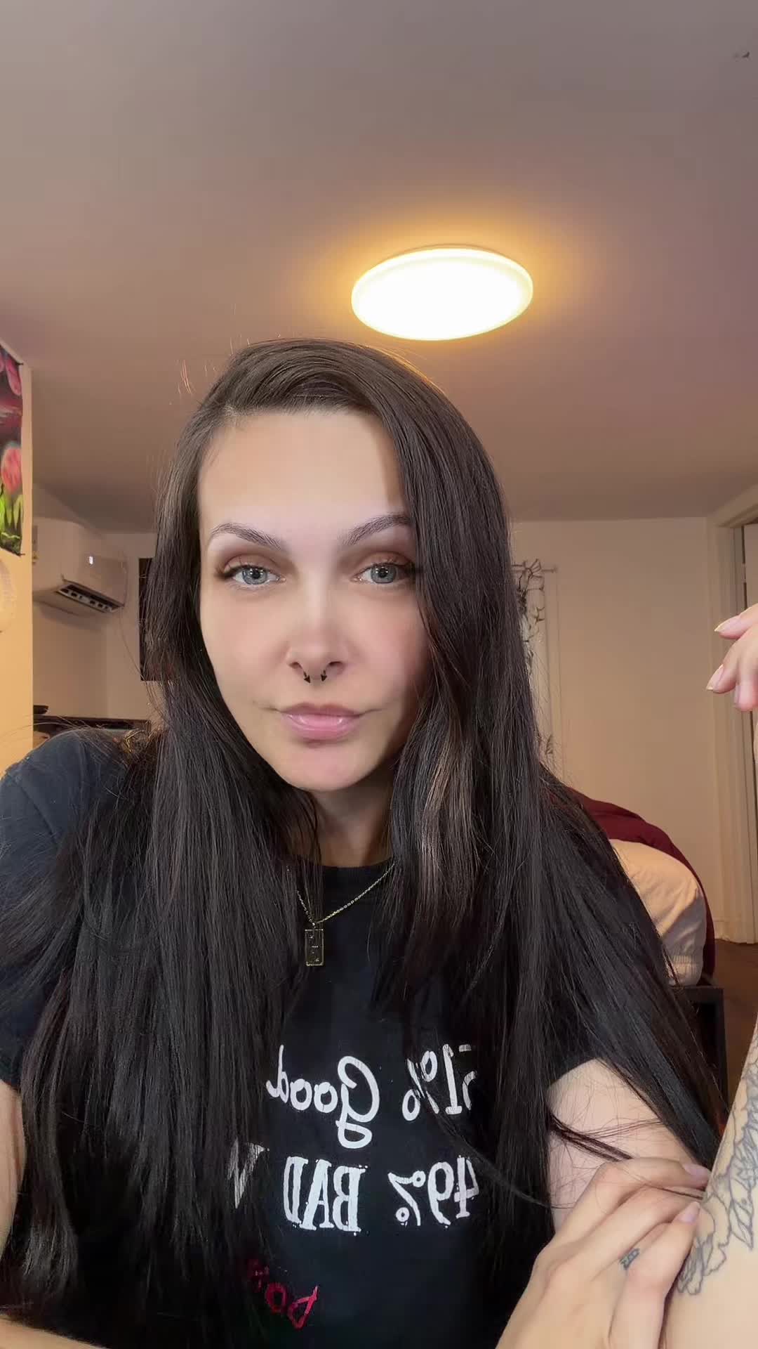 @Tiffanie🖤🕸️
