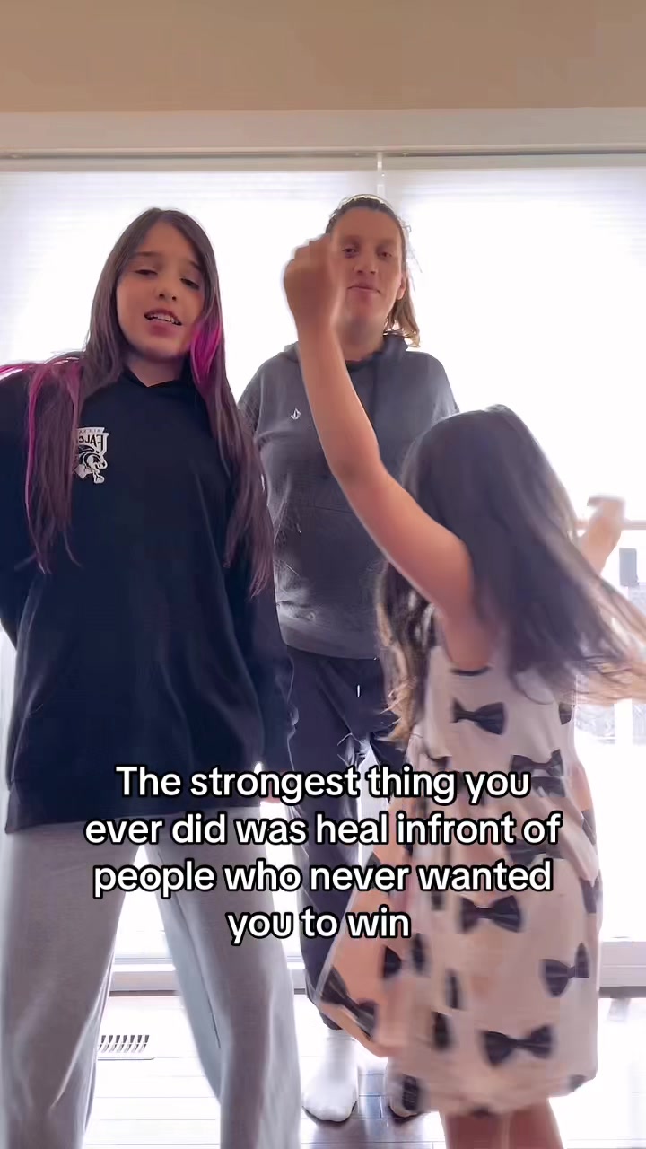@Nicki - SAHM of 7 - Twinmama