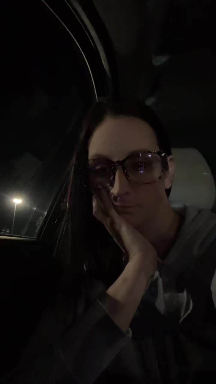@NicholeHart