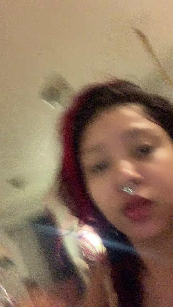 @bri_badtzu