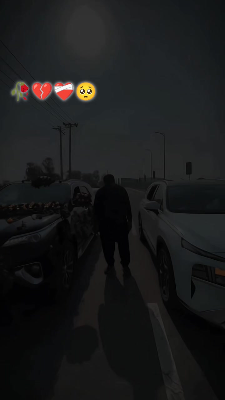 @👑N👑O👑M👑I👑🌬️💸