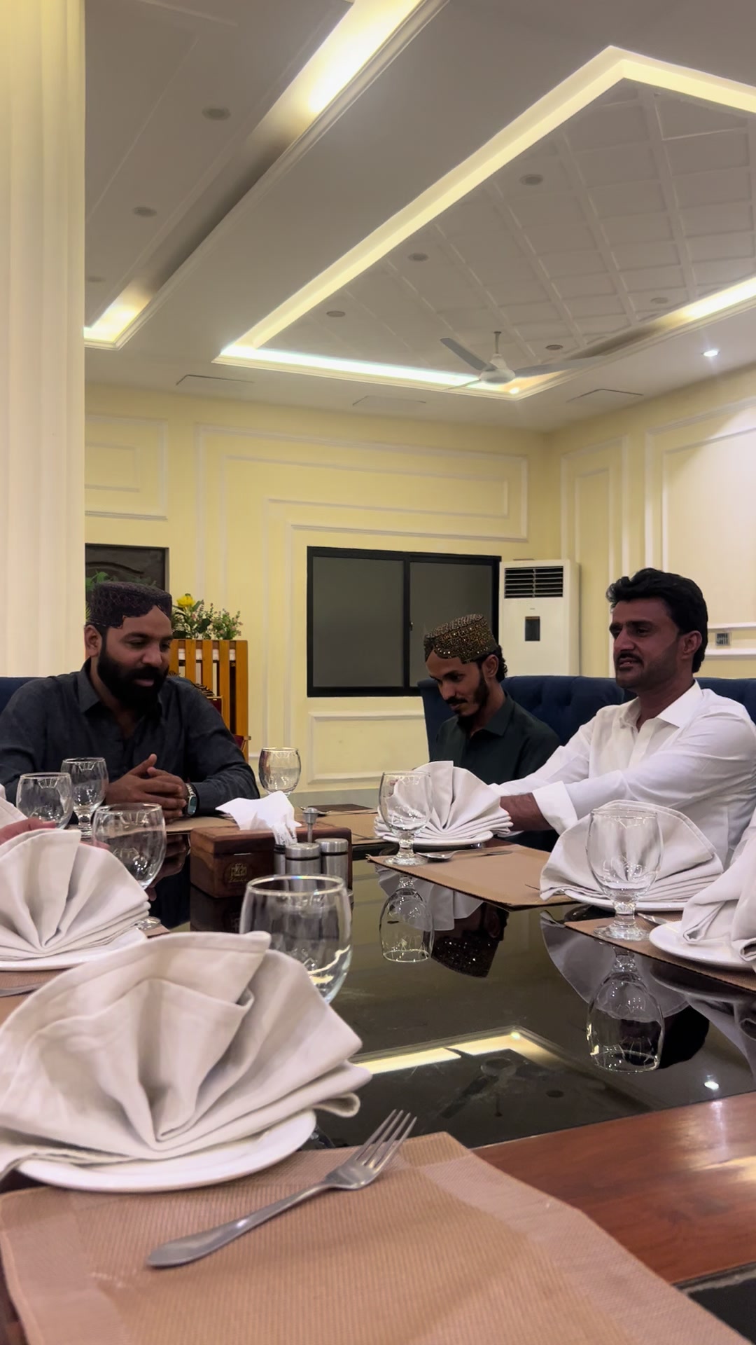 @Khan Ali pitafi