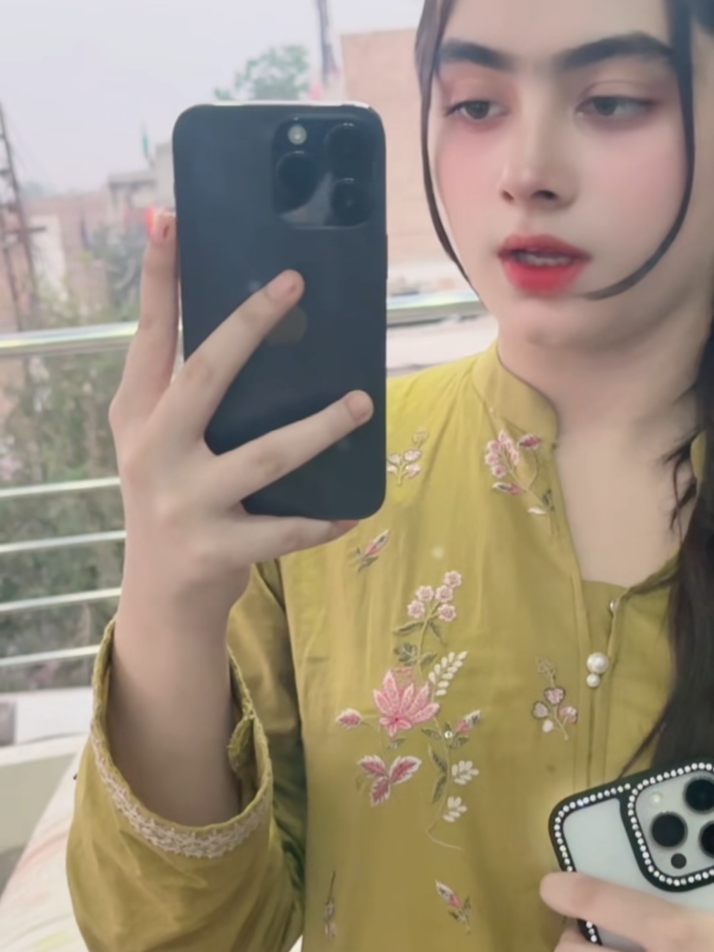 @pinky Khan