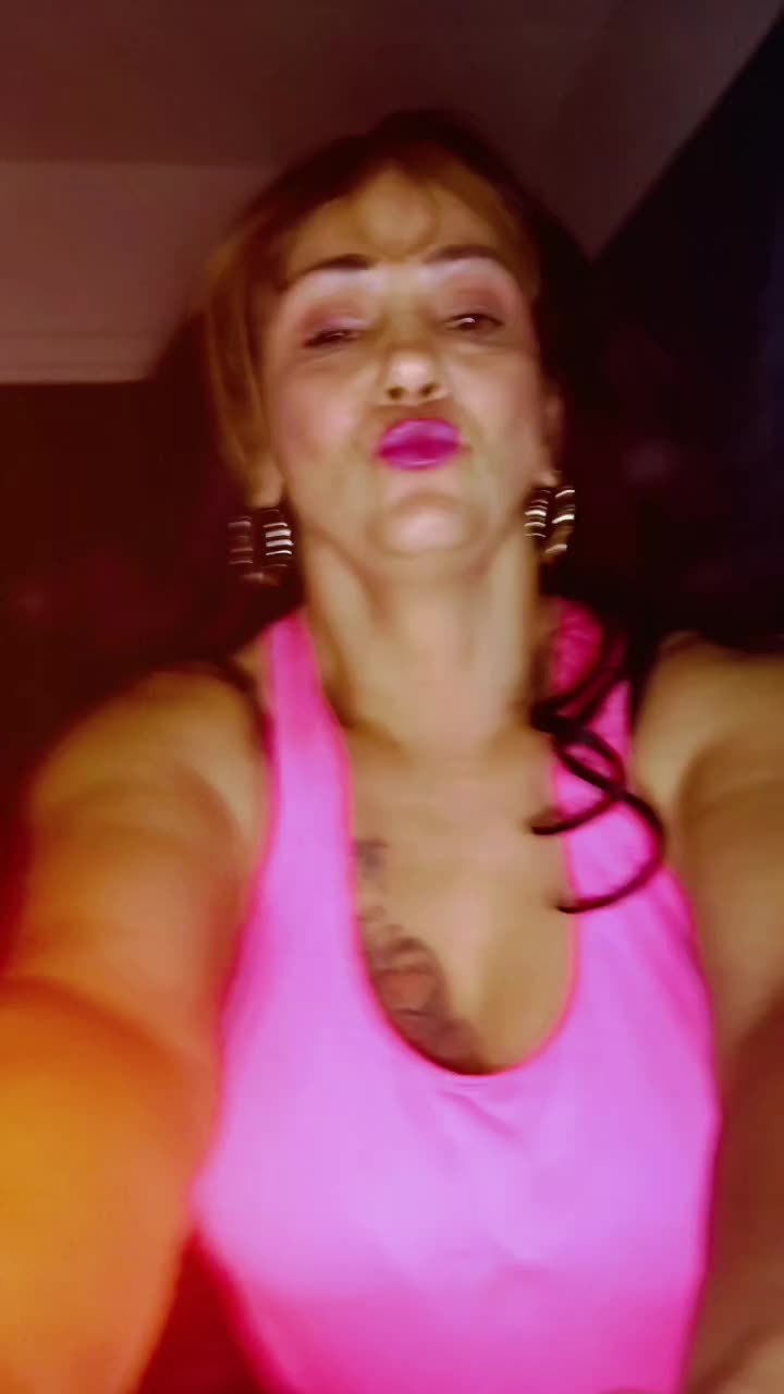@MonaLove