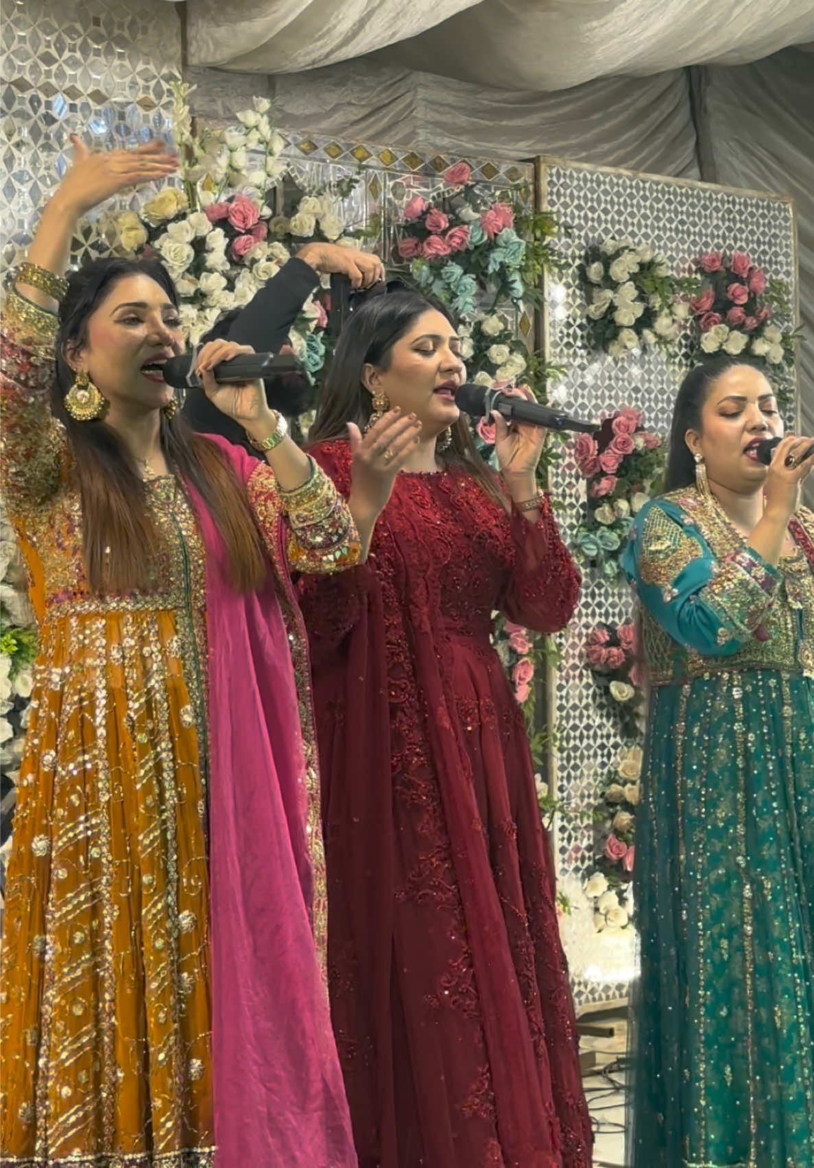 @Manwa Sisters ✅