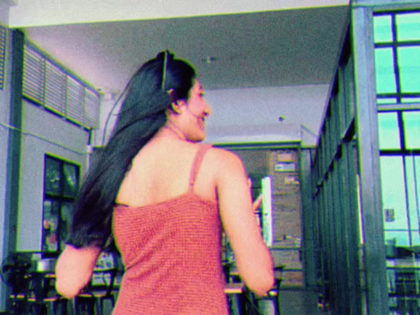 @_ϵsswαrϒ ϻαrαͷ🫧💛