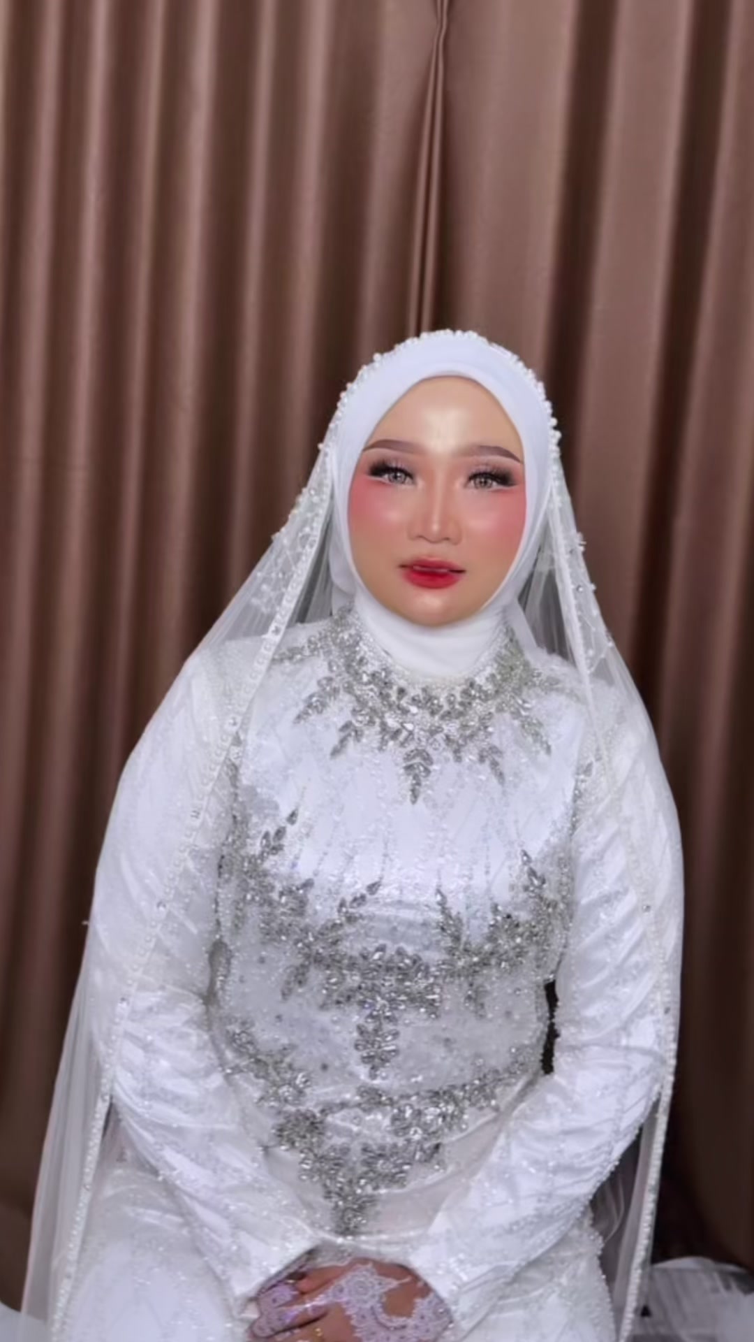 @athaya_makeup__