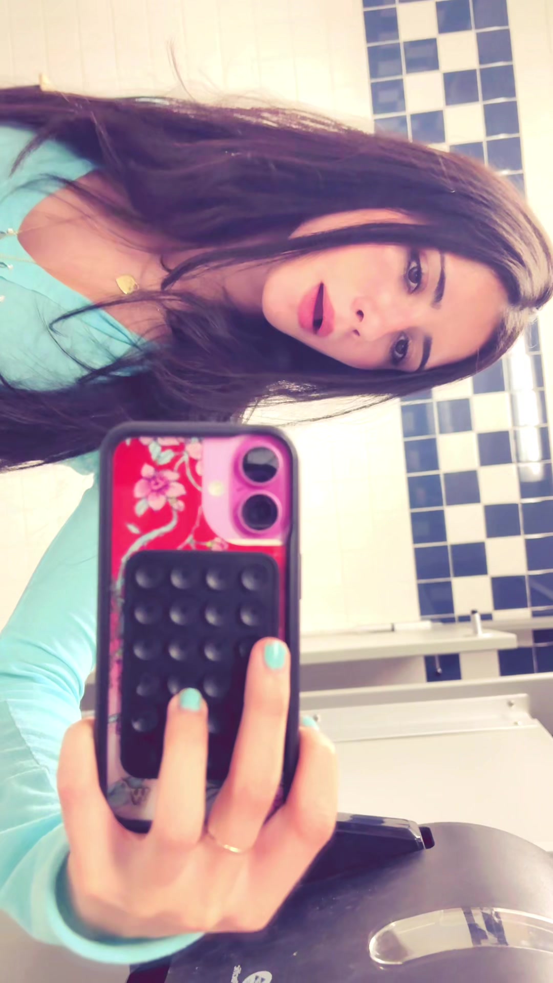 @gabrieluhh💕🧘♀️☮️✌️🧿🐬