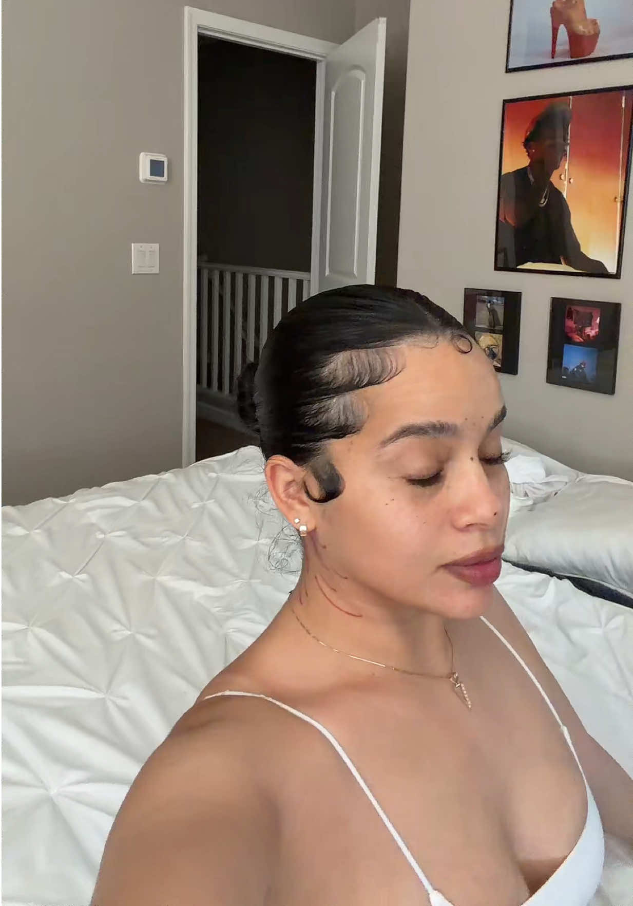 @Victoriavsqz