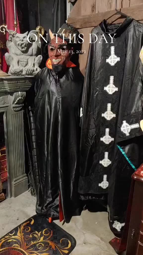 @DarkWonderland