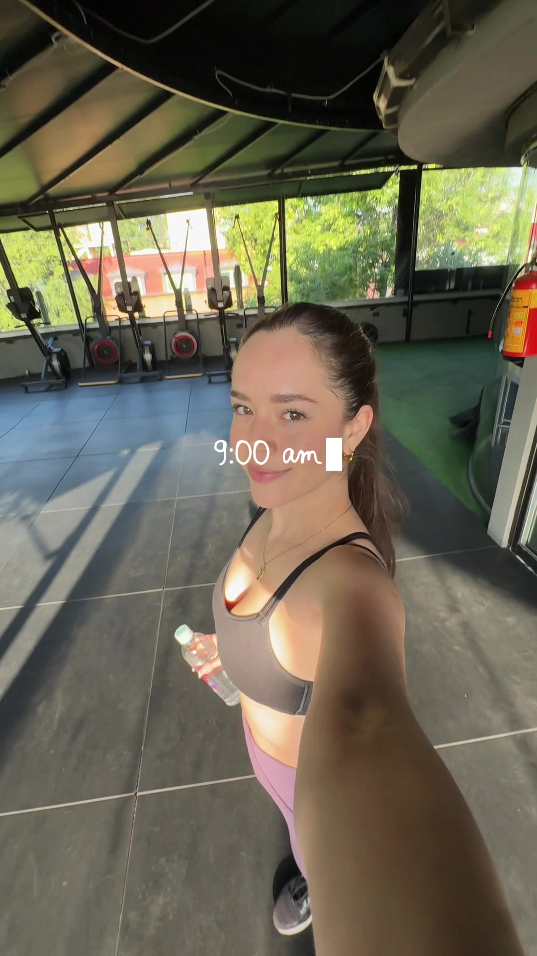 @Sara&iacute; Meza