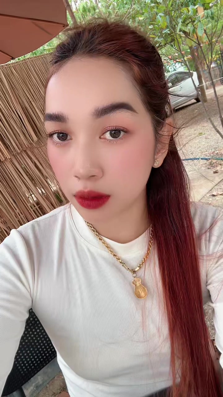 @Ah Röth Sïñgłë🍒🇰🇭