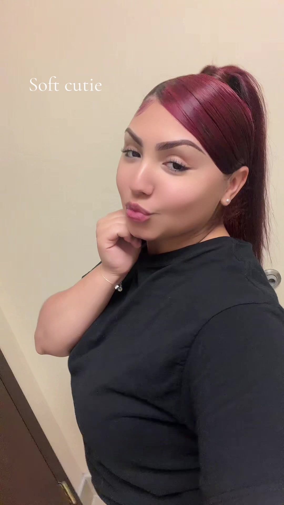 @Kyanie Brito376