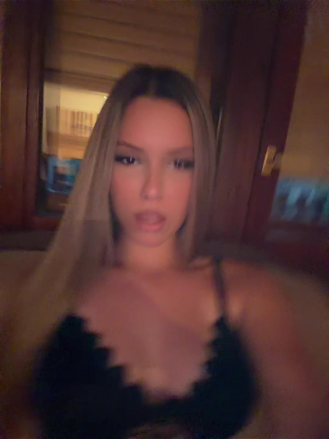 @👸🏼