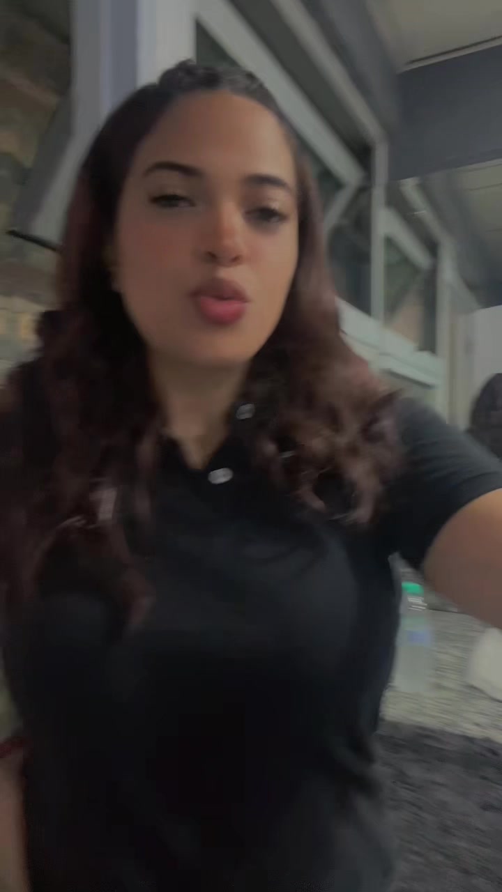 @Reina