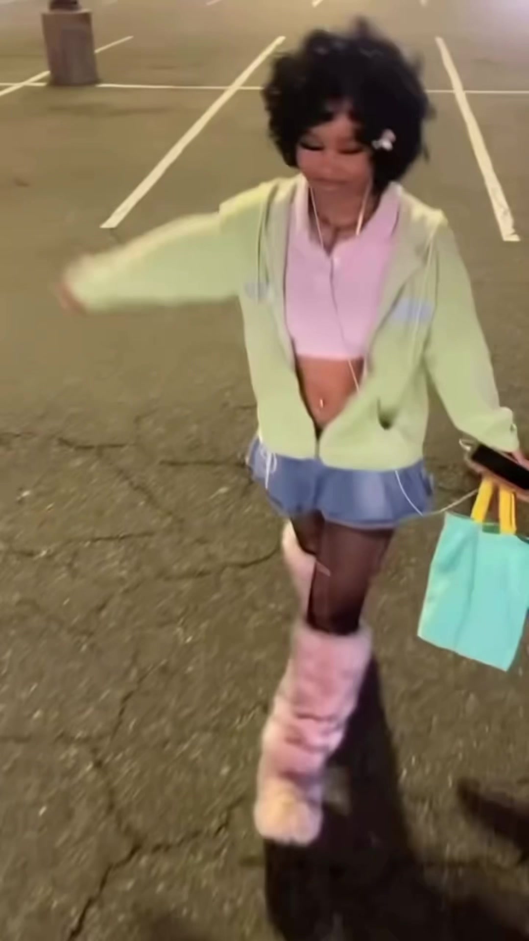 @Yuko