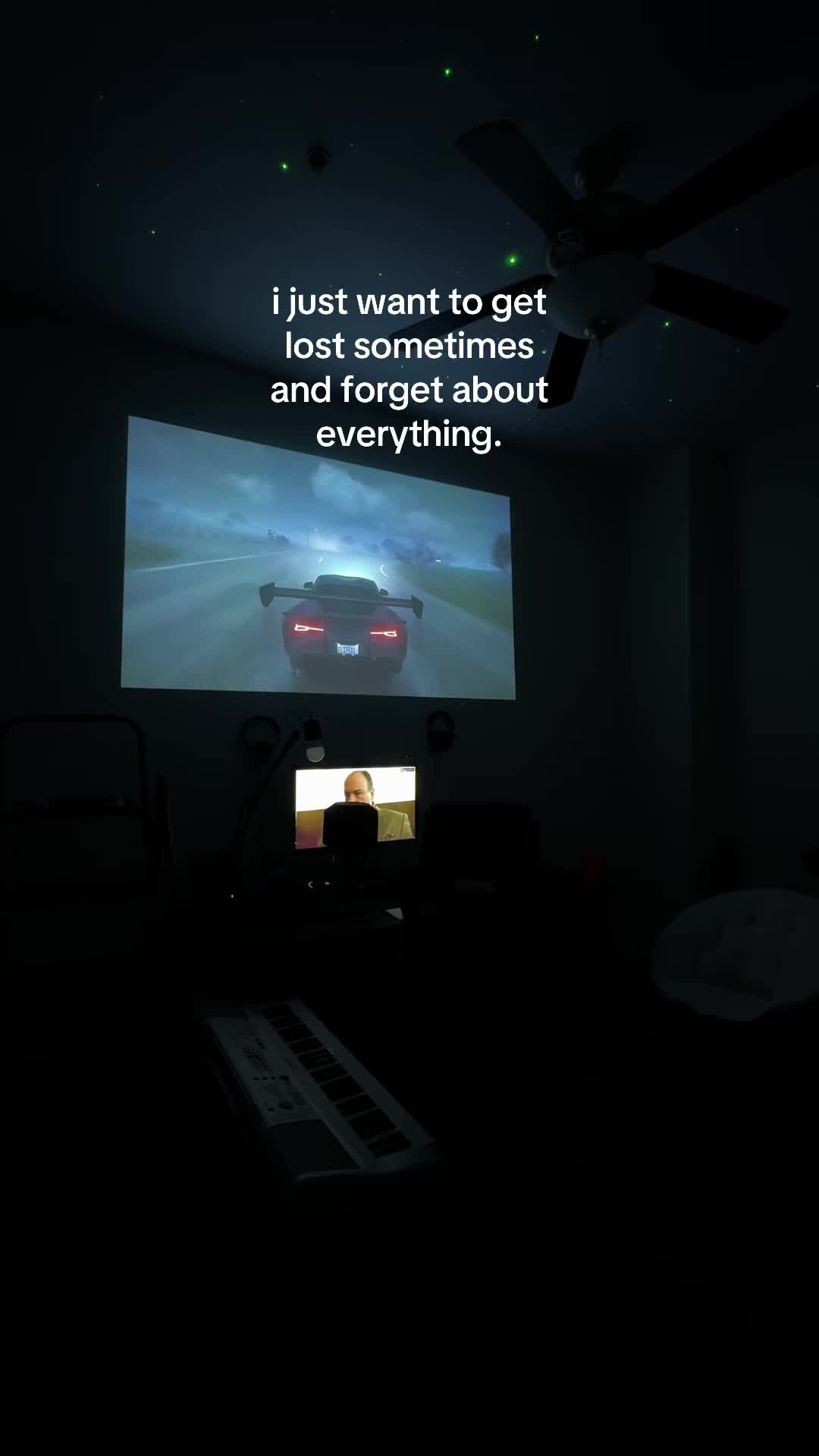 @.🌫️