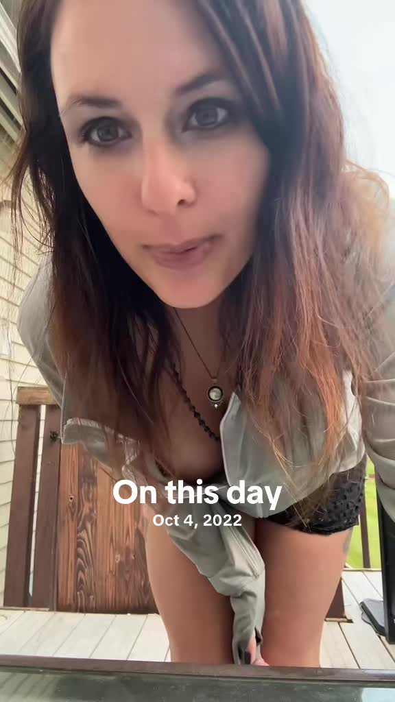 @Barefootmamamn