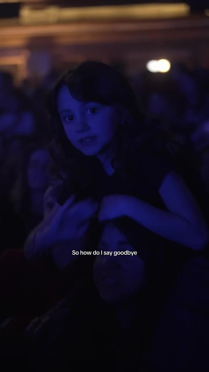 @Dean Lewis