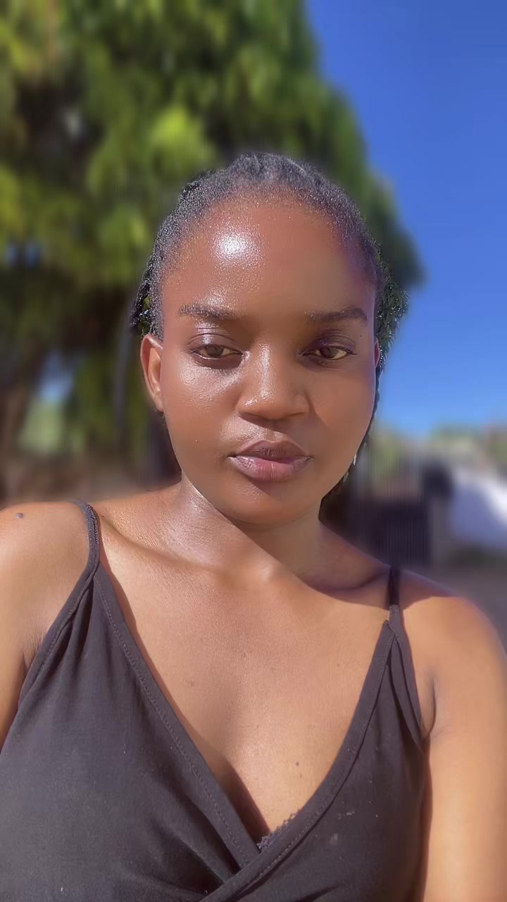 @Your tall girlfriend 😍