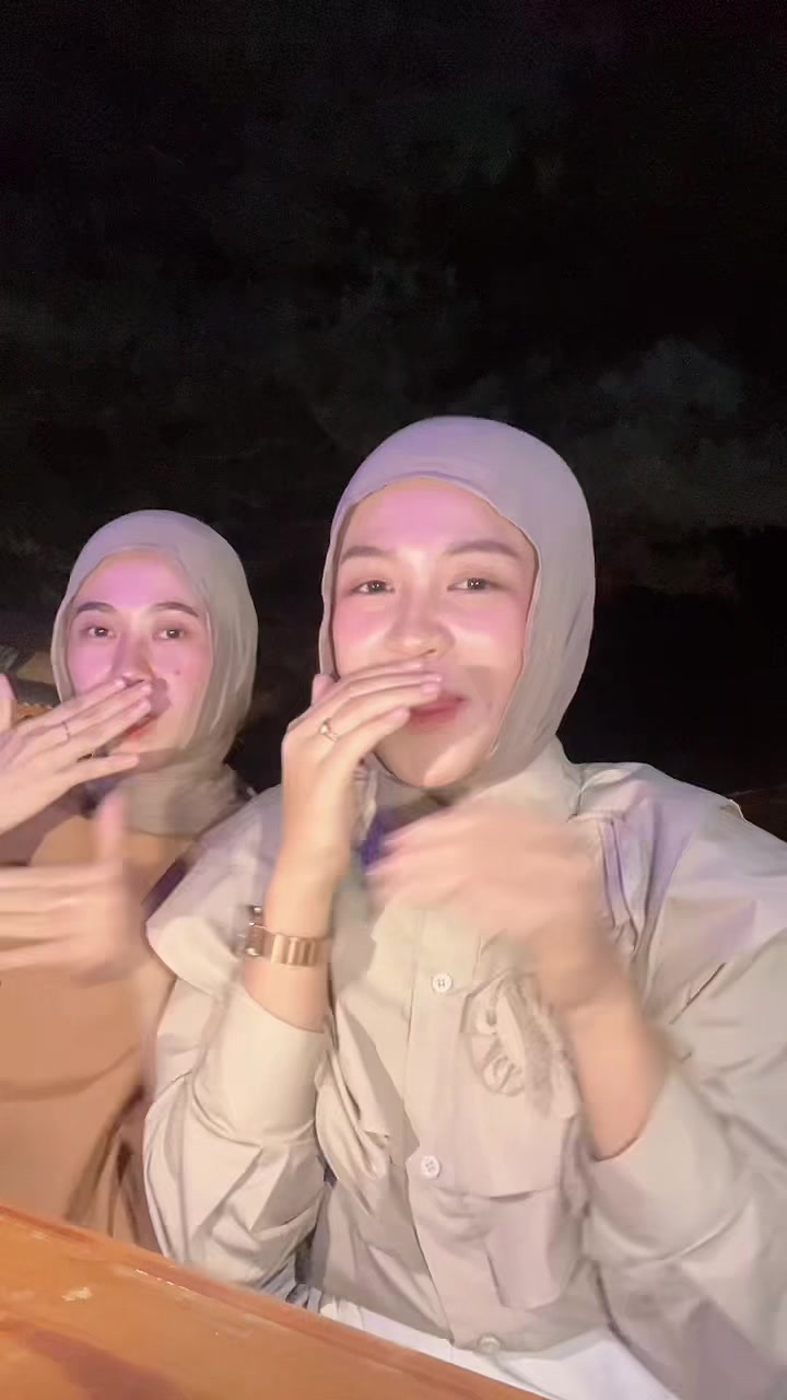@🫧
