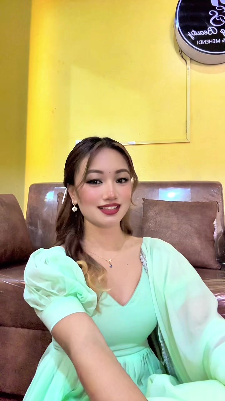 @Poonam ᥫ᭡