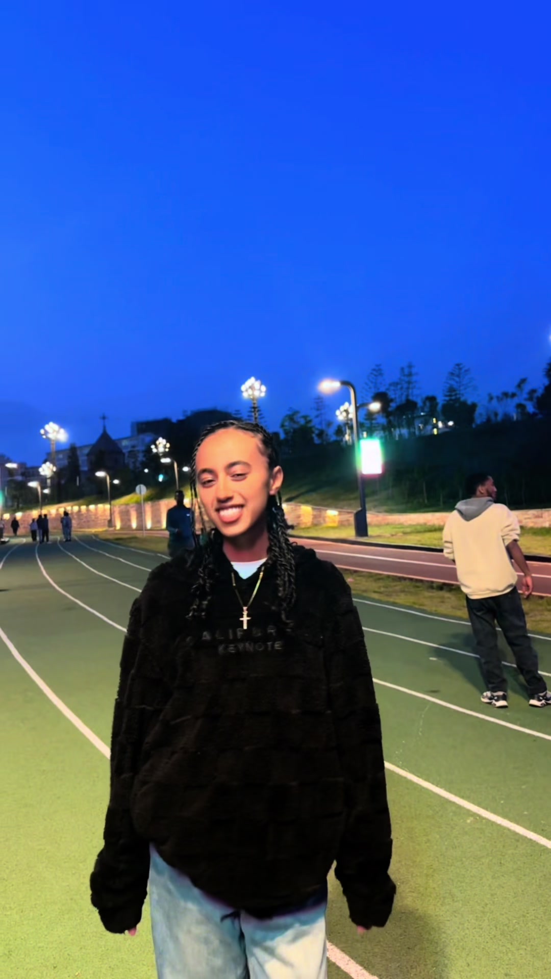 @ሳራ✨