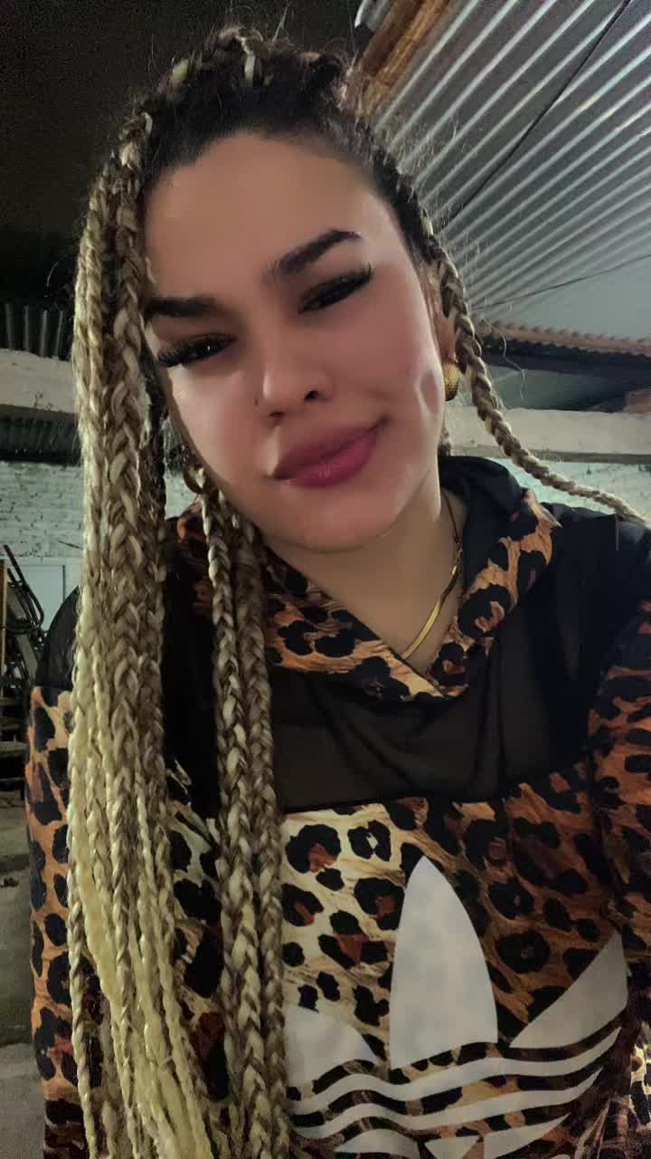 @Leona Benitez.