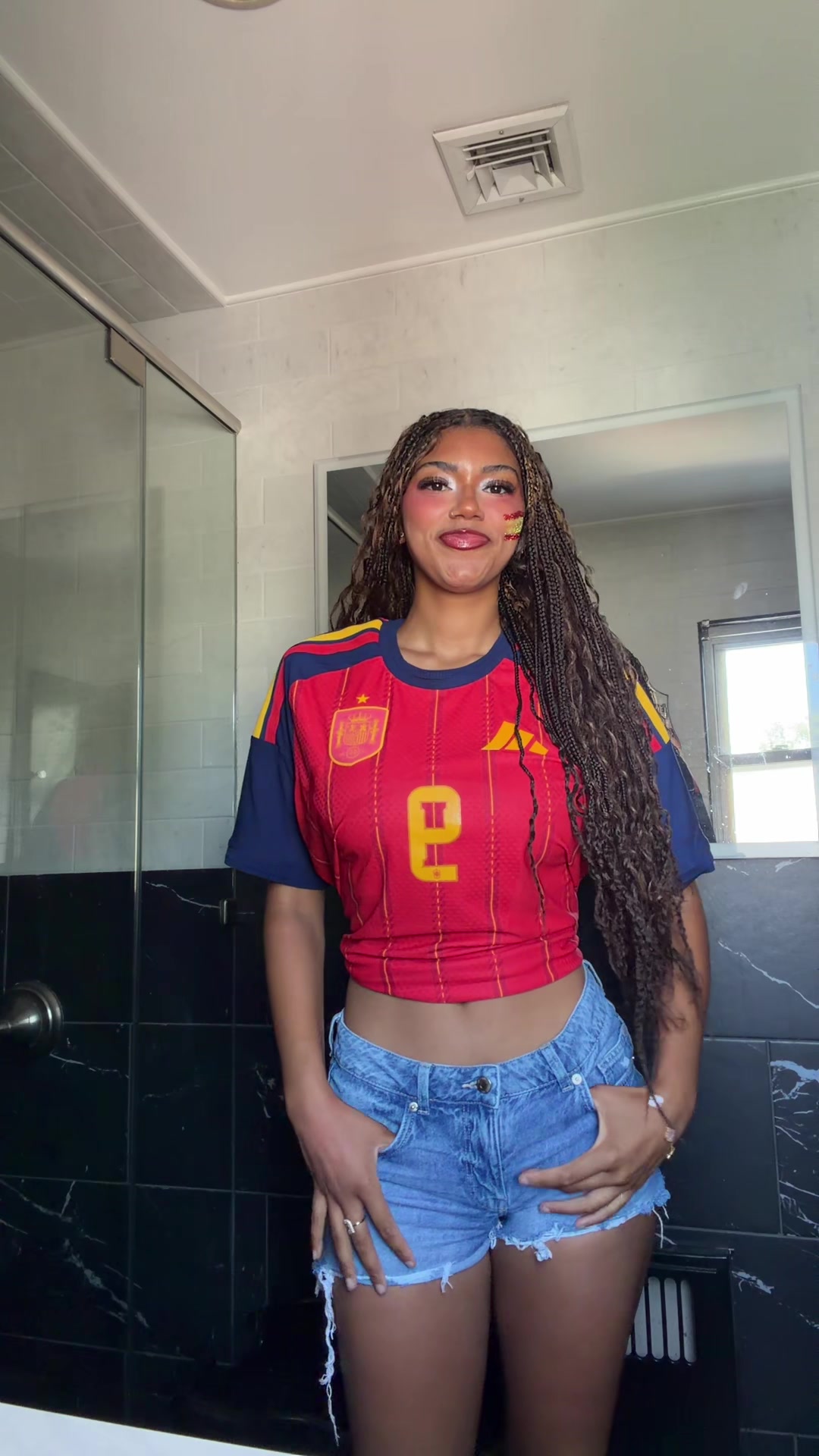 @julie👩🏽🦱🫐⭐️🌈🫧