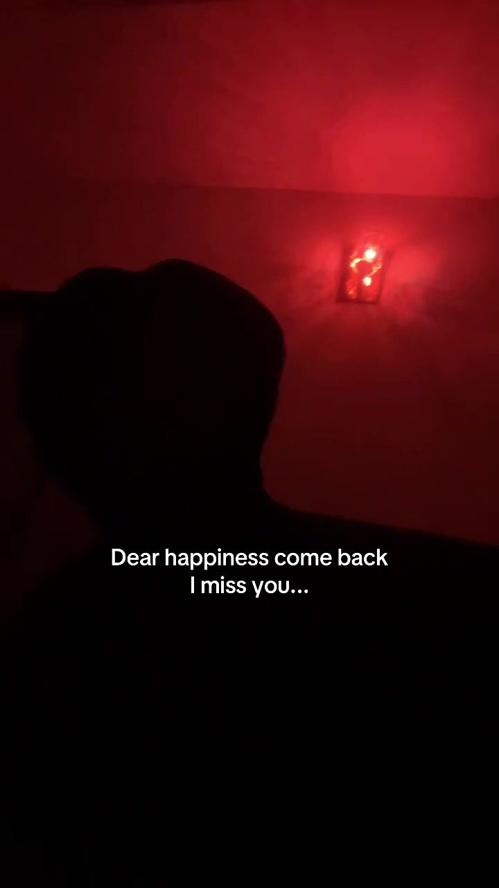 @𝔻𝔼𝕊ℙ𝕀ℂ𝔸𝔹𝕃𝔼🧩𝕄𝔼