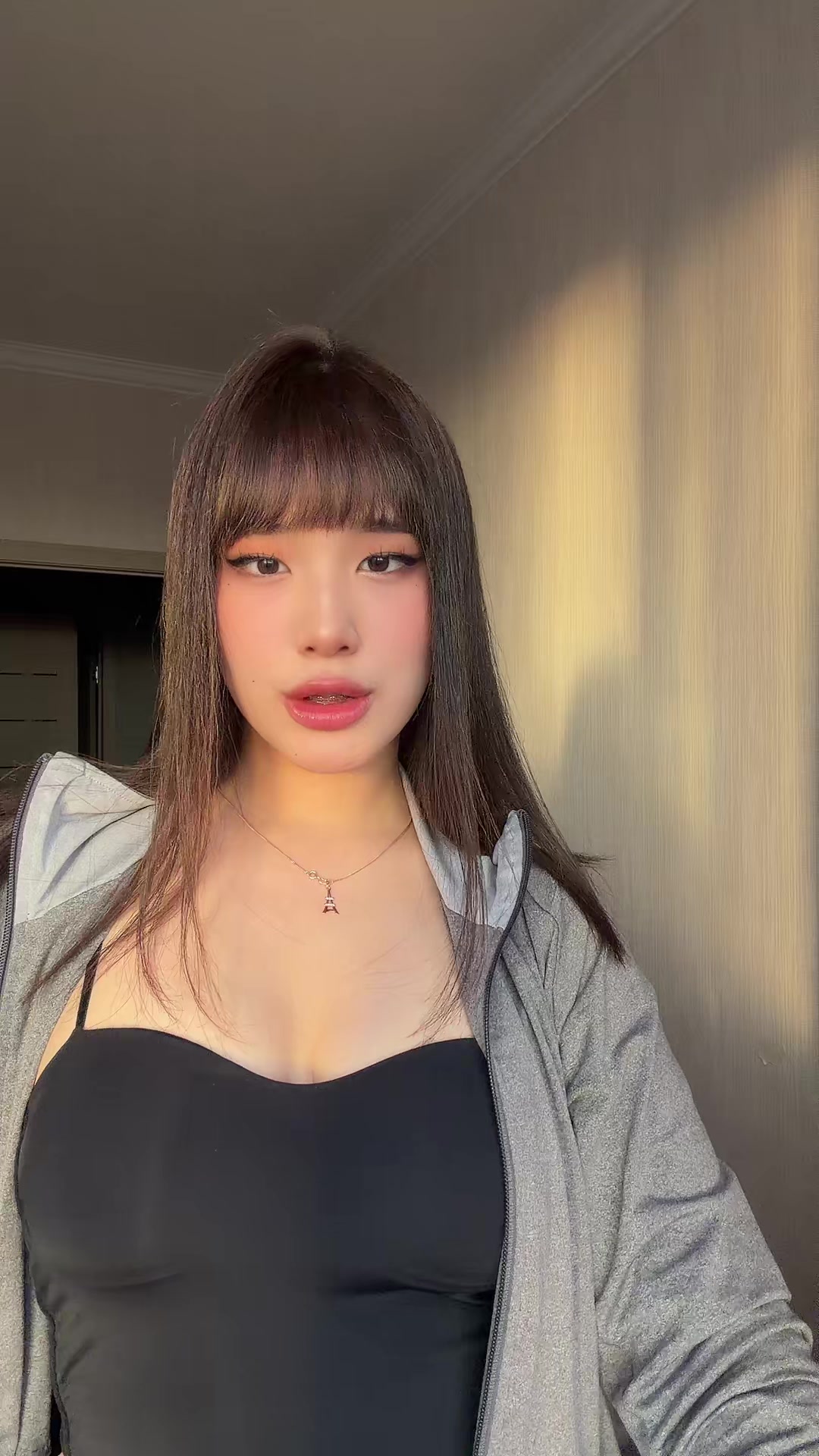 @🐱