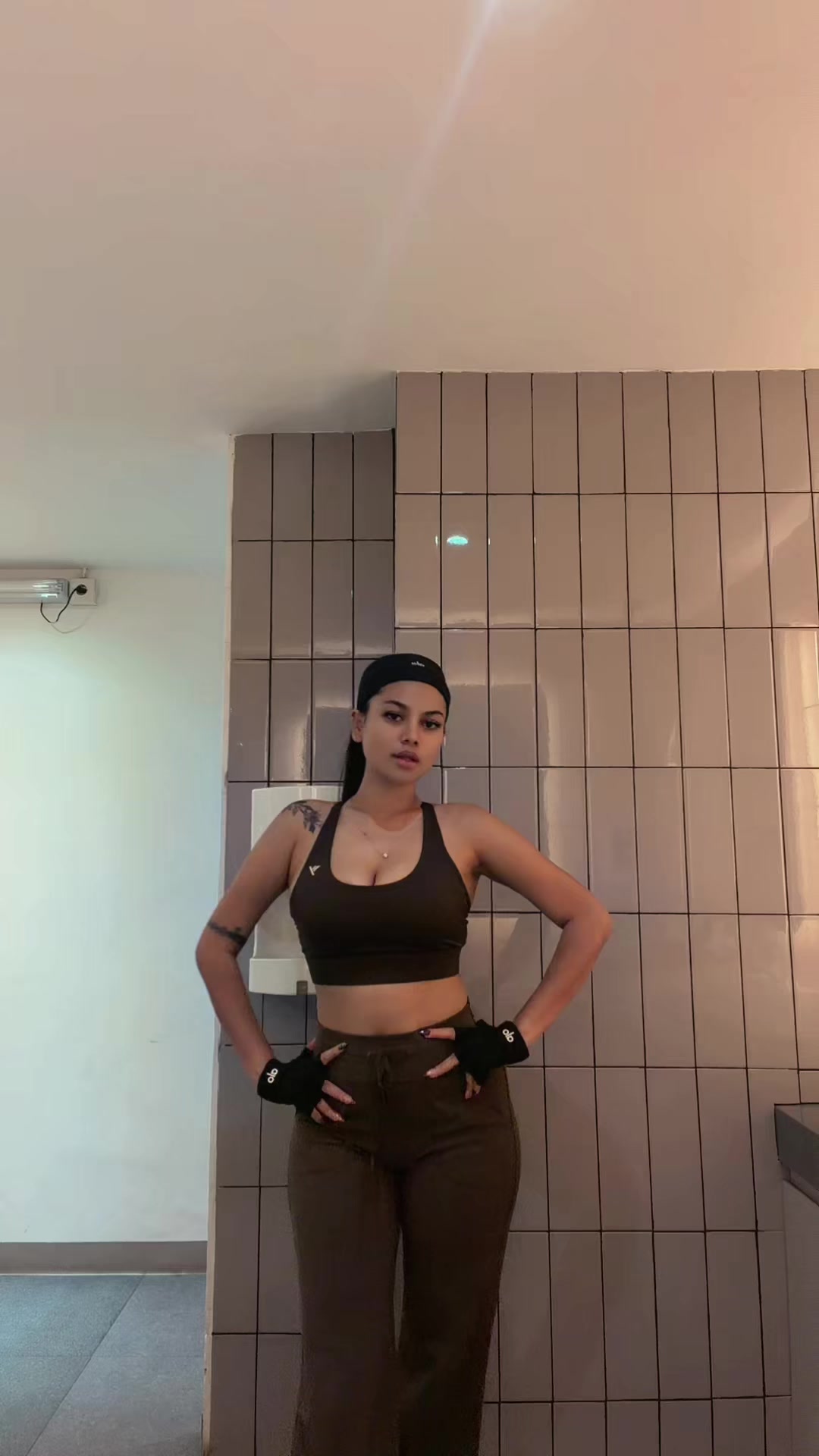 @Kikinii
