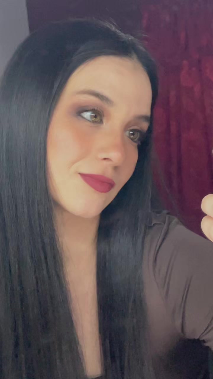 @Larita✨