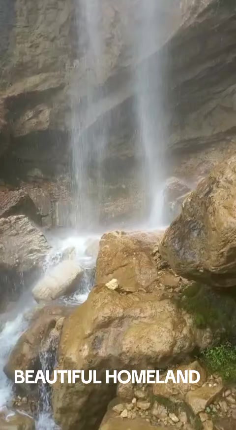 @L A &Ccedil; I N  041