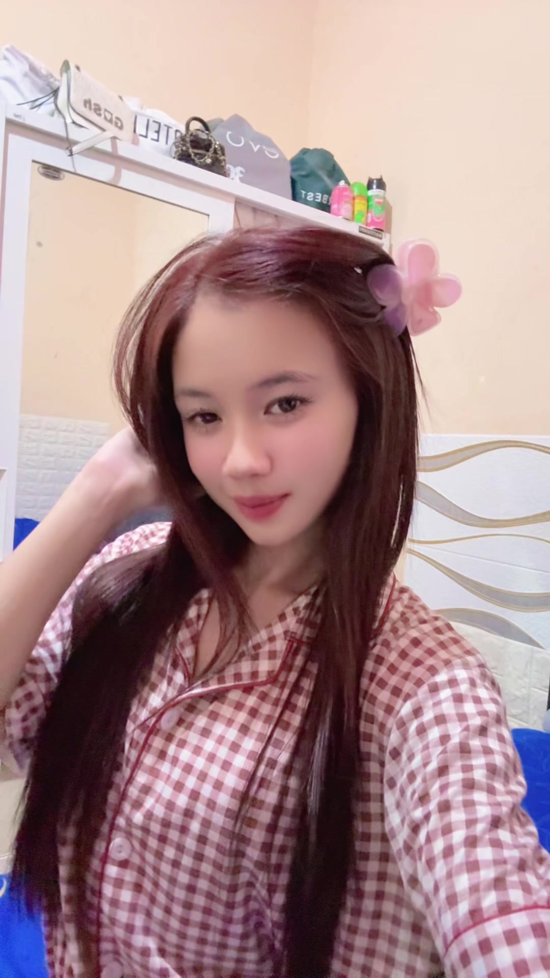 @dewi.saerang
