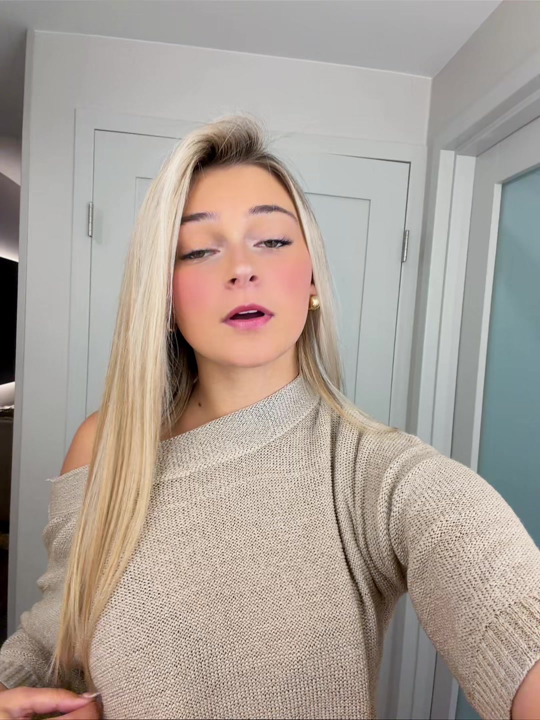 @𝕤𝕙𝕒𝕜𝕚𝕣𝕒🍒🐆🎱