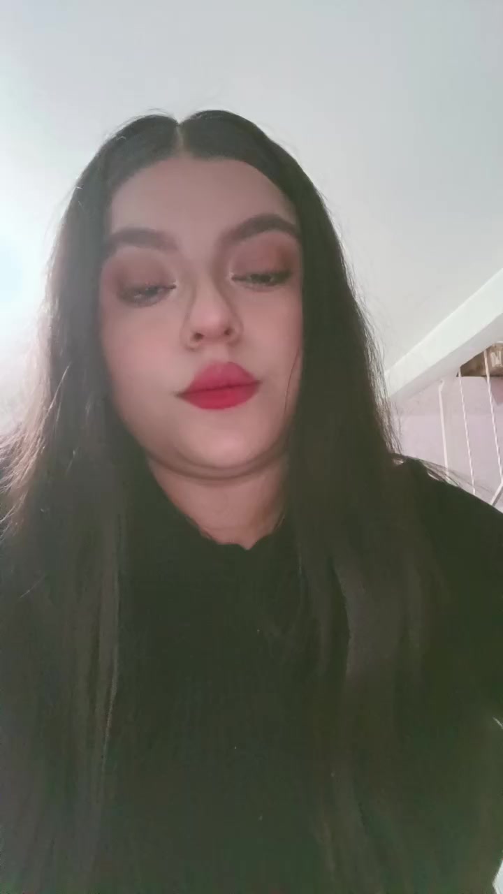@Ďãňįėłä😎💋