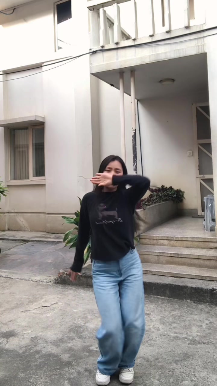 @Rina 🌸