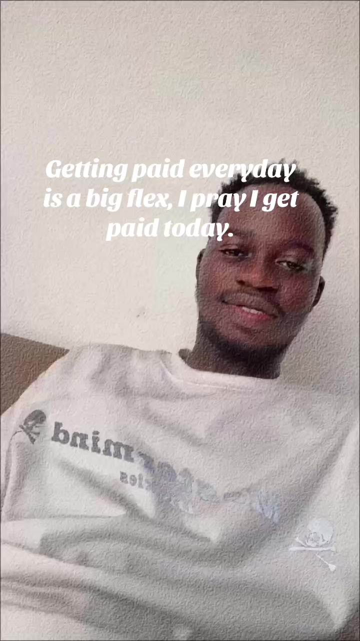 @👻