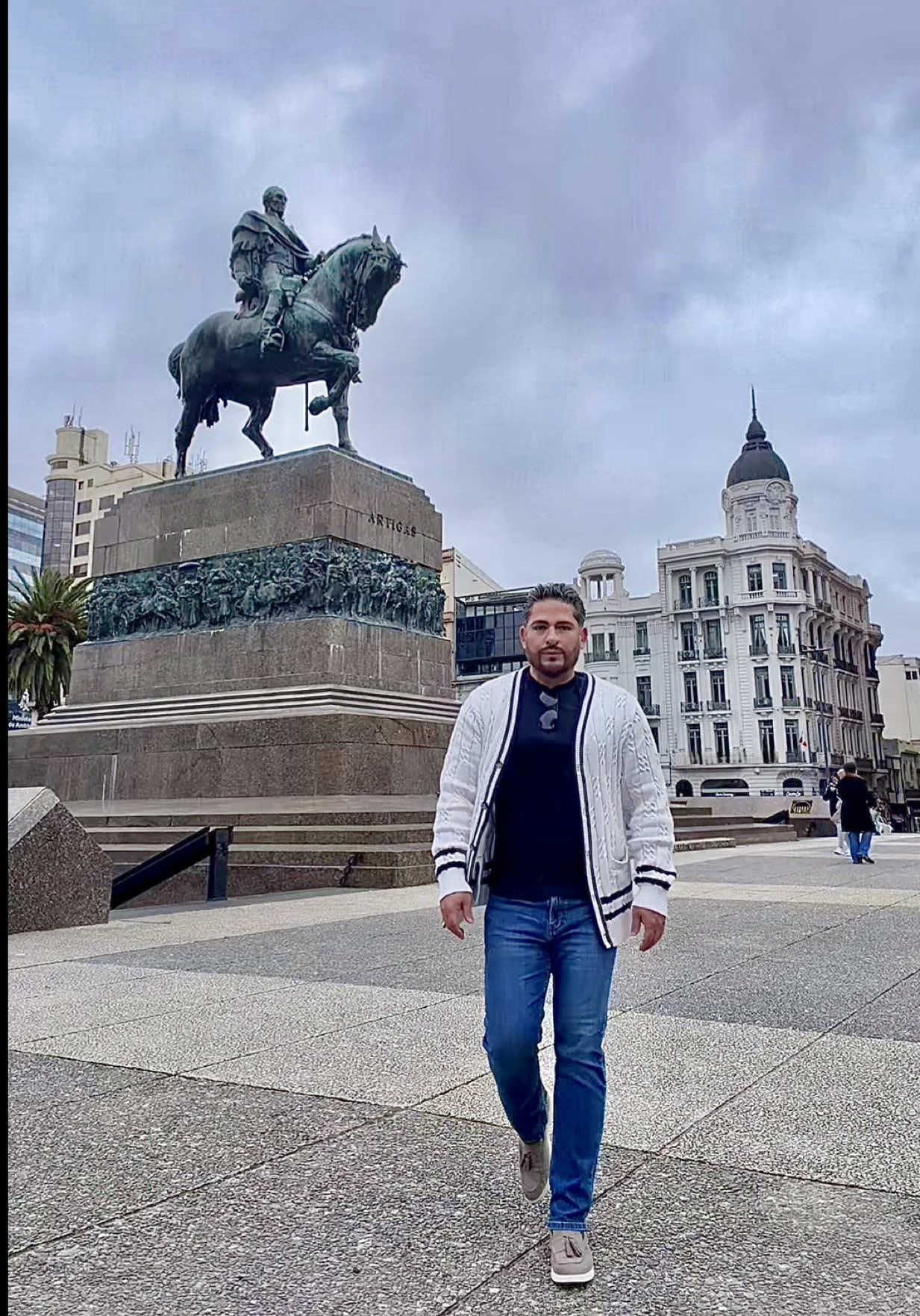 @Victor_Rocco